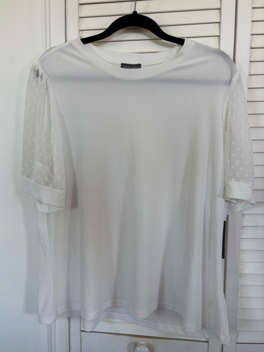 Vince Camuto Women’s White Short Sleeve Swiss Dot Sleeve Top